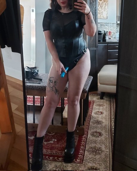 Alpha goddess aurora model naked image