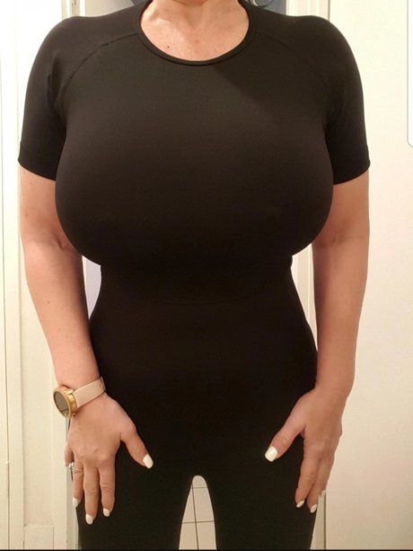 Monte rae naked actress photos