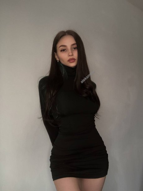 Aleksmlnv xxx model picture