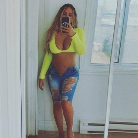 Mel Eeeelll pornographic actress img