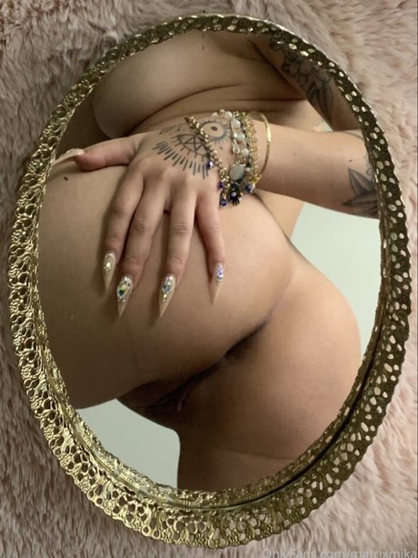 Matrix Mika_ xxx model photo