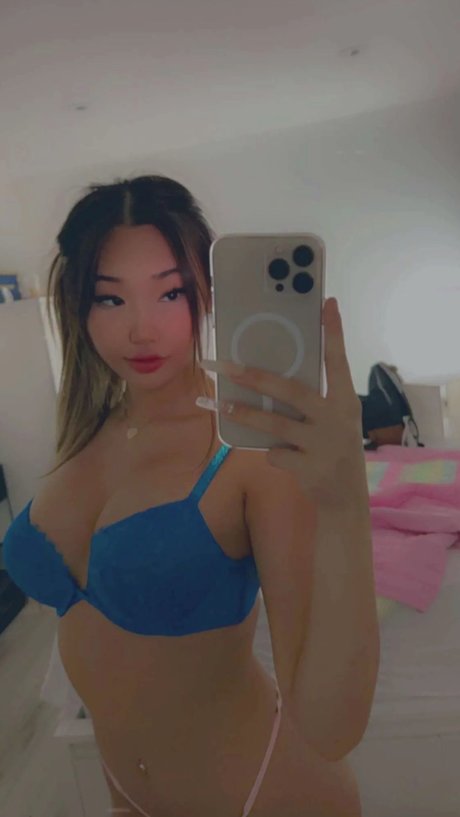 _Bunni Emmie free star gallery