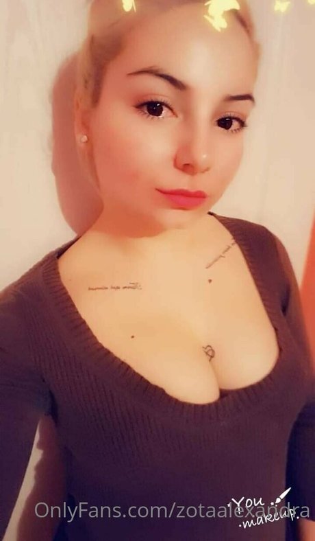 zotaalexandra xxx star pic