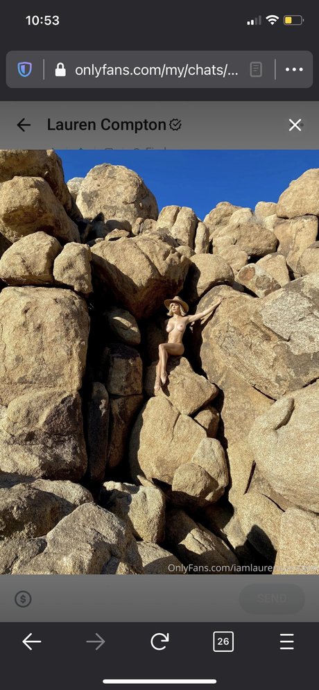 Lauren Compton pretty actress img