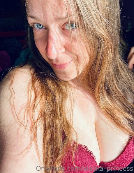 Alaska Princess nice actress photo