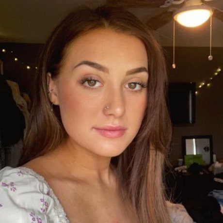 Alyssa Jeacoma free star photo