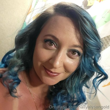 hooters onlyfans hd pictures