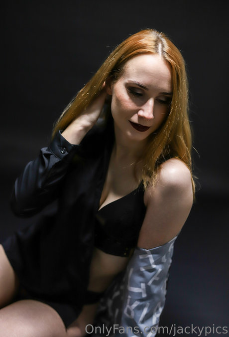 Jackypics nudes model photo