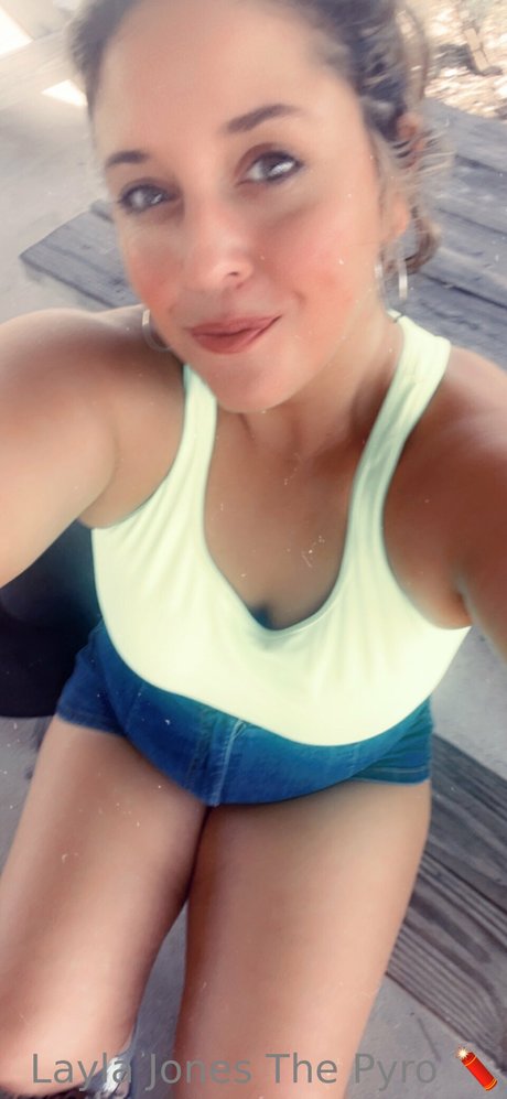 Layla Jones star erotic picture