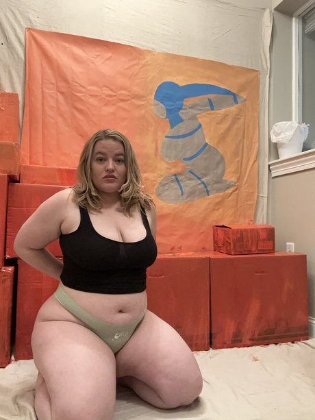 Lularanae Pixielula naked pornstar photo