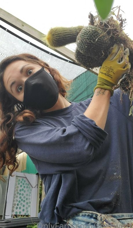 zoesfrenchpress exclusive actress galleries