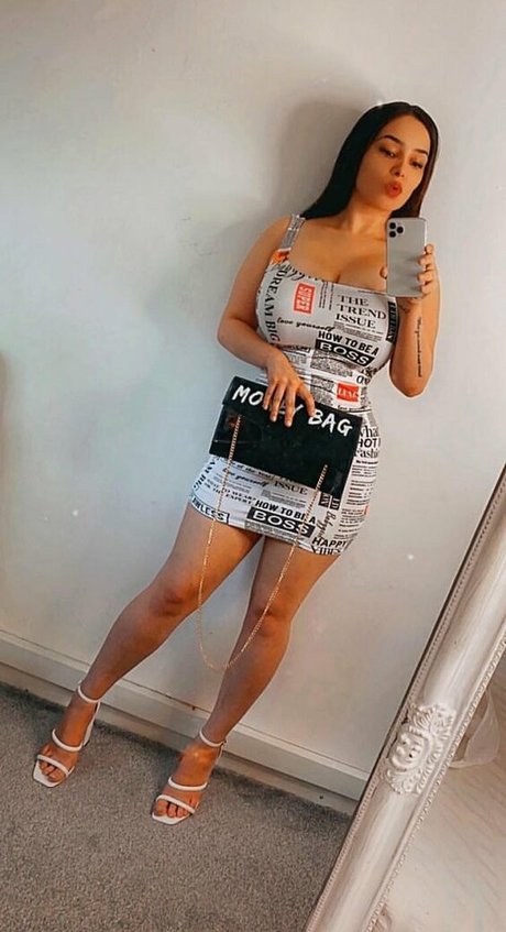 Zoe Leanne Cooper pornstar pretty archive