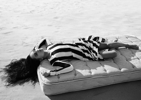 Zoe Kravitz xxx actress image