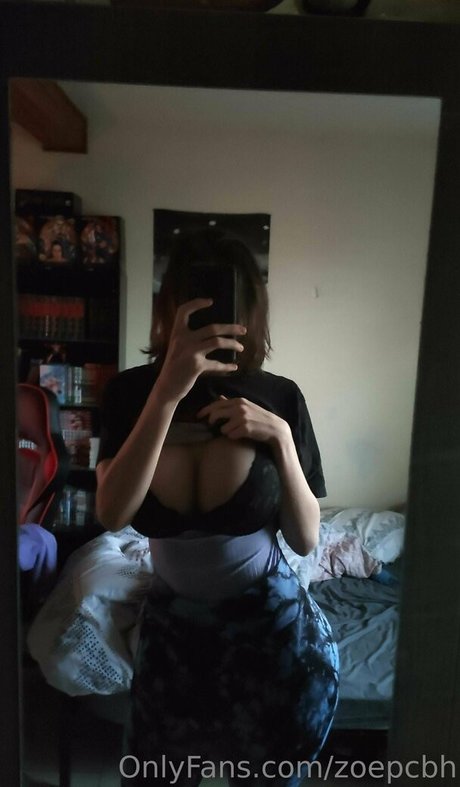 Zoepcbh pornstar naked galleries
