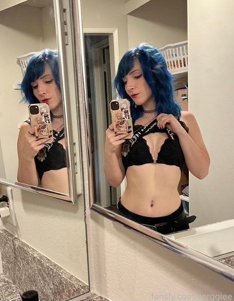 zerggiee pornstar naked images