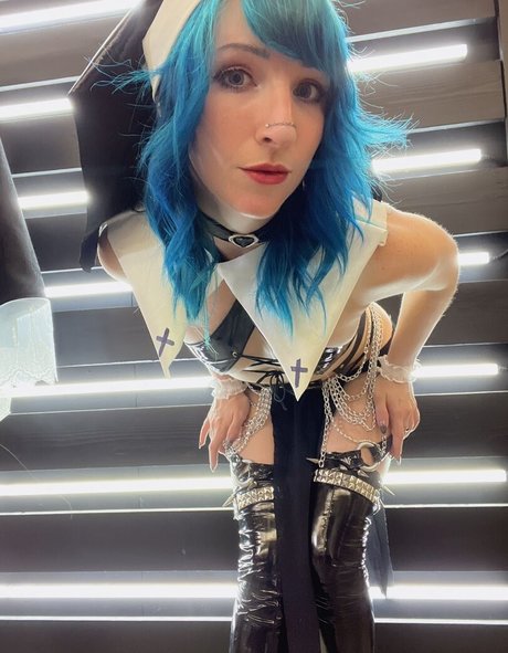 zerggiee naked model galleries