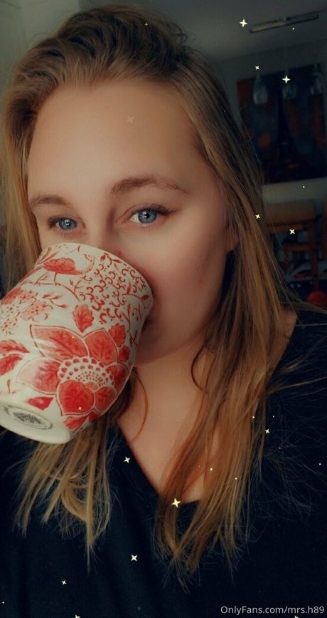 mrsh1989 model hd pictures