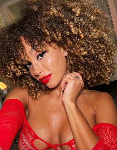 Anabella Carrasco top actress images