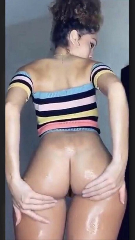 Anabella Carrasco star sexy images