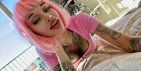 nakeedprincesss model hot pictures