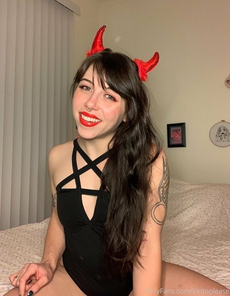 kiritoplease naked model archive