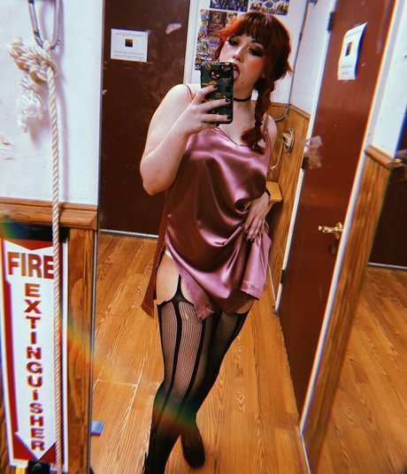 Koolysmiley hot pornstar img