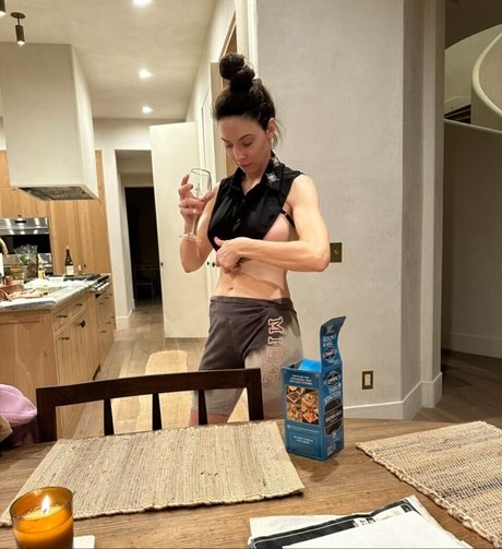 Whitney Cummings model high quality pictures