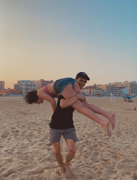 Classiccardad model pretty pictures