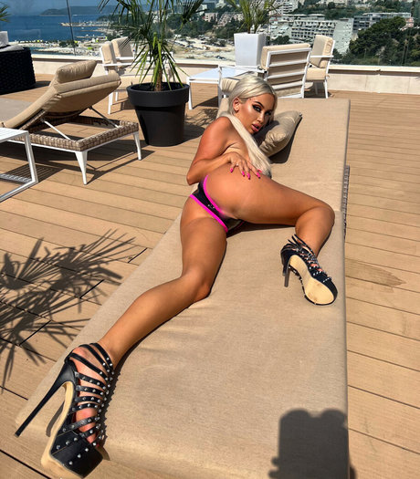 Lea Keler hd pornstar photos