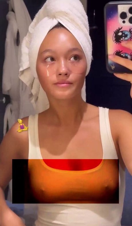 Lilychee model photo