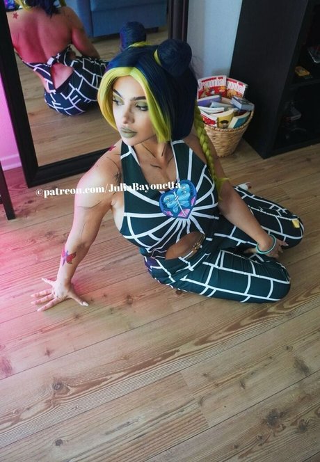 Julia Bayonetta pornographic star pictures