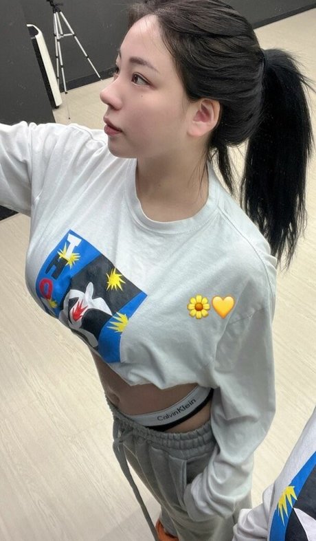 Jung Hye Bin nice model picture