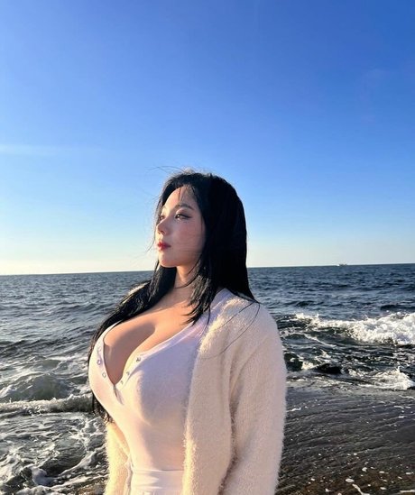 Jung Hye Bin pornographic actress picture