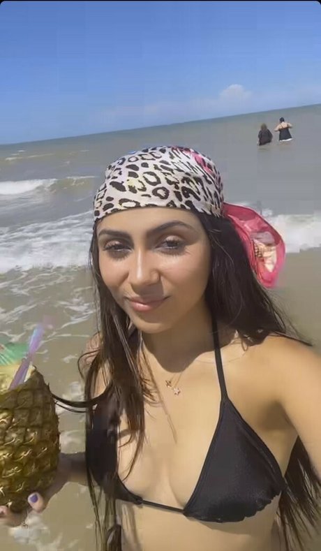 Alondra Delgado star high quality pictures