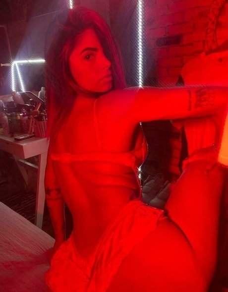 tall milf onlyfans pornographic image