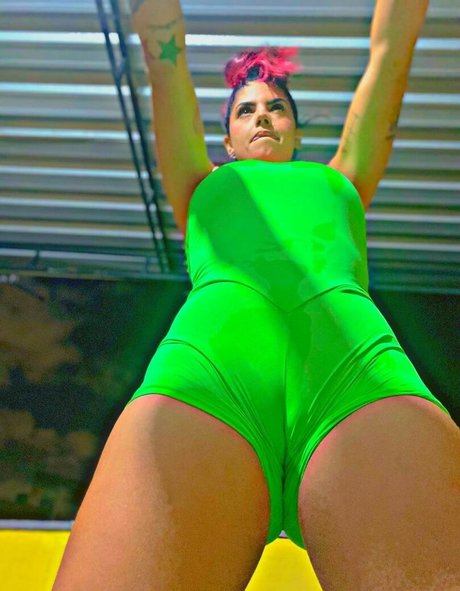 small cock shemale onlyfans exclusive picture
