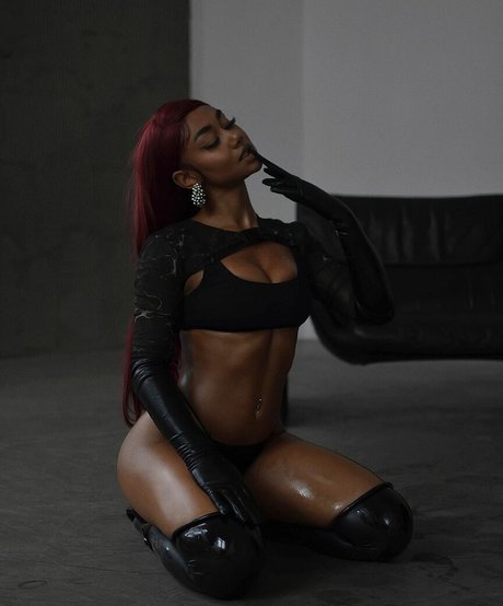 Elizabeth Anorue star best pictures