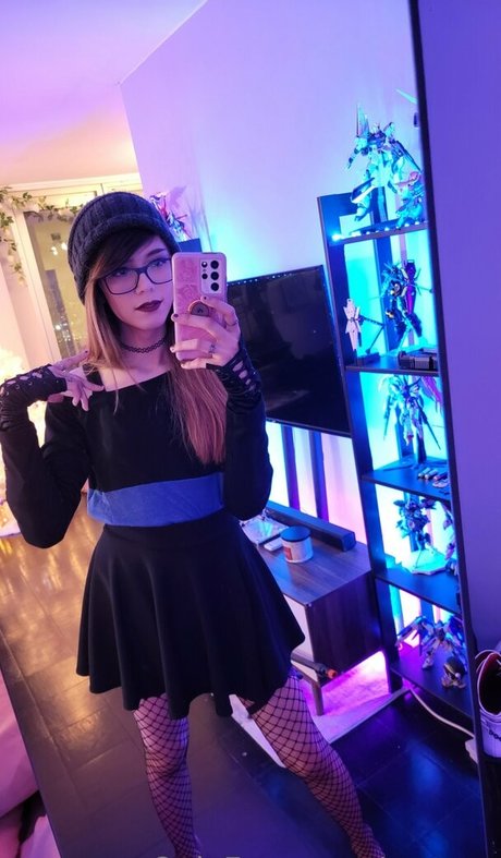 Mstess model free galleries