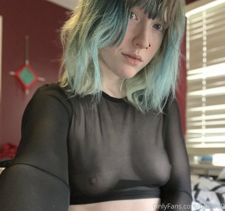 bluu929 art star photo