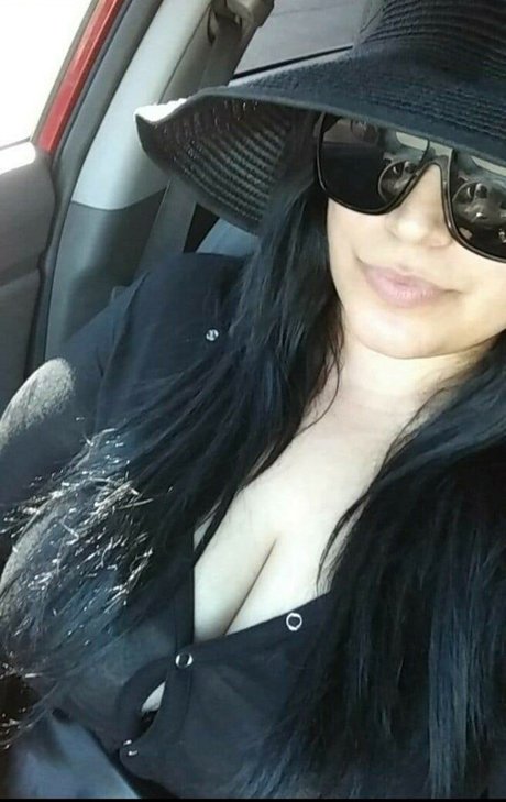 E Casey model naked pictures