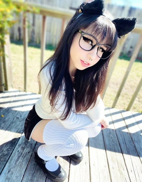 kiwisunset hot model picture