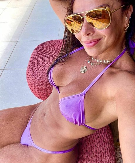 Viviane Araujo pornstar naked picture