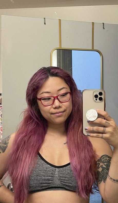 trans onlyfans nude image