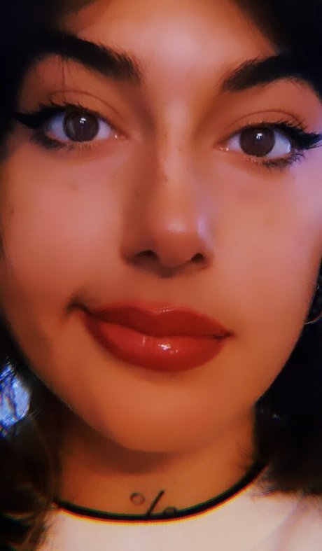 PureRuby87 pornstar sexy images