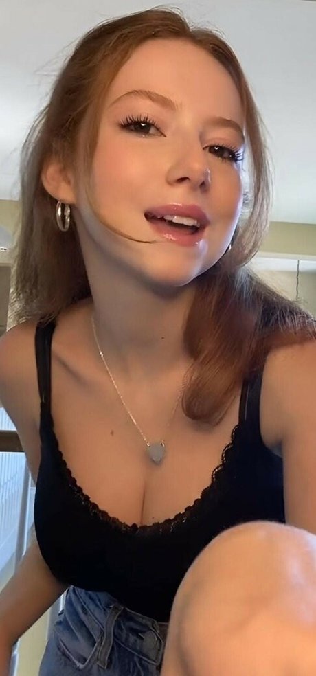small cock shemale onlyfans sexy pictures