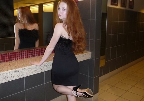 Francesca Capaldi top star gallery