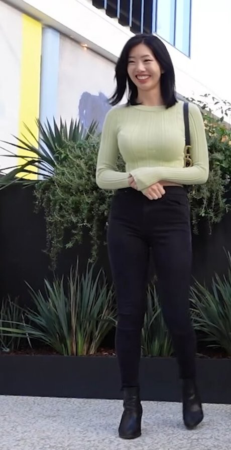 Sojyoo model best photos
