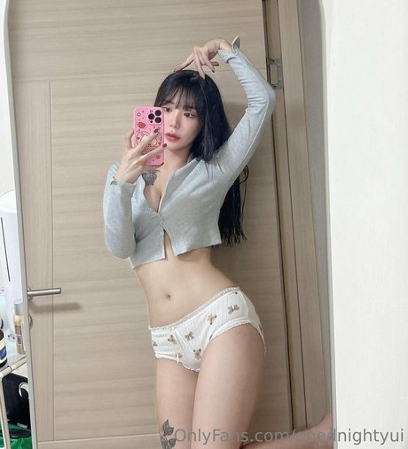 goodnightyui pornographic model gallery