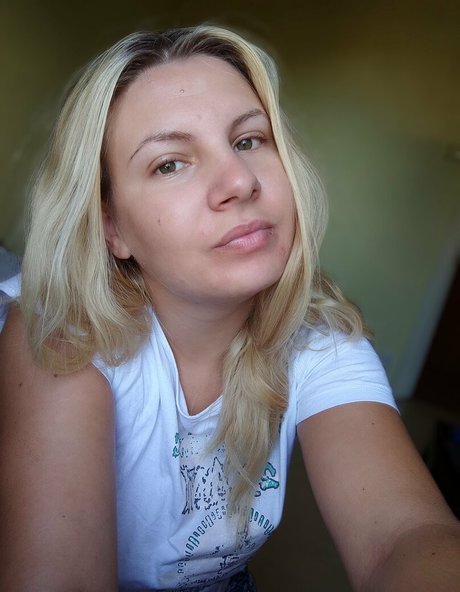 andradahot model sexy pic