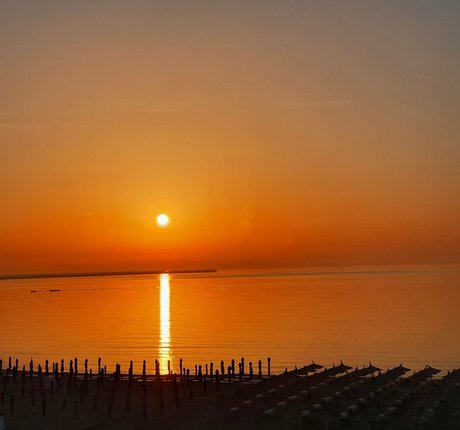 andradahot model naked pics